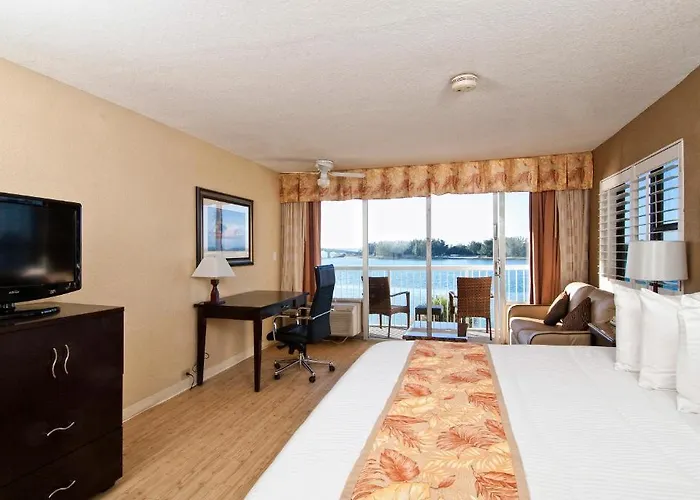 Resort Wyndham Garden 3*