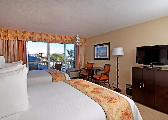 Resort Wyndham Garden 3*